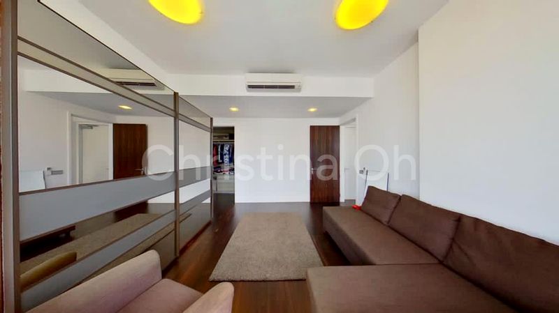 4 Bed Condo for Sale in  The Tate Residences - Image 4